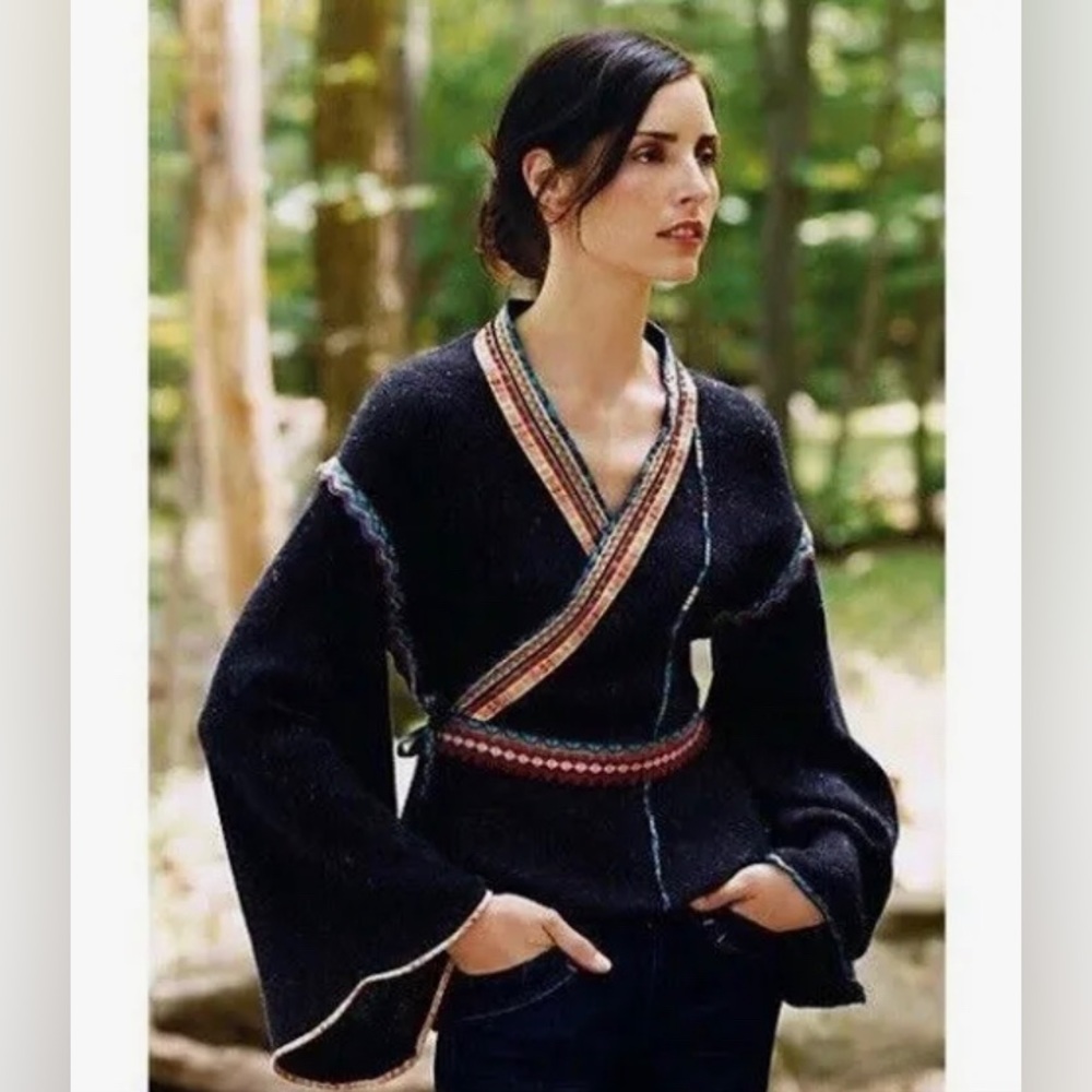 Moth wrap sweater with wide sleeves